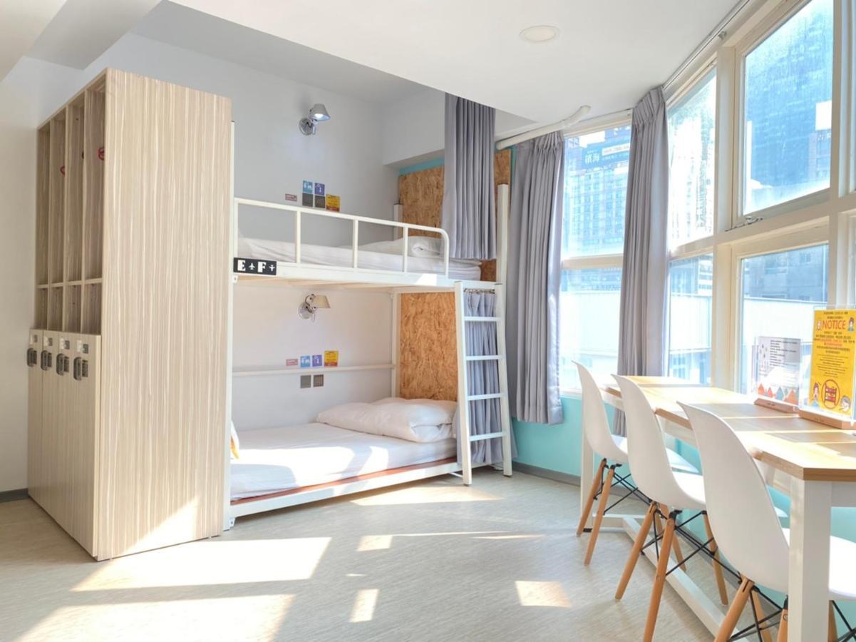 Flyinn Hostel Kaohsiung Dış mekan fotoğraf