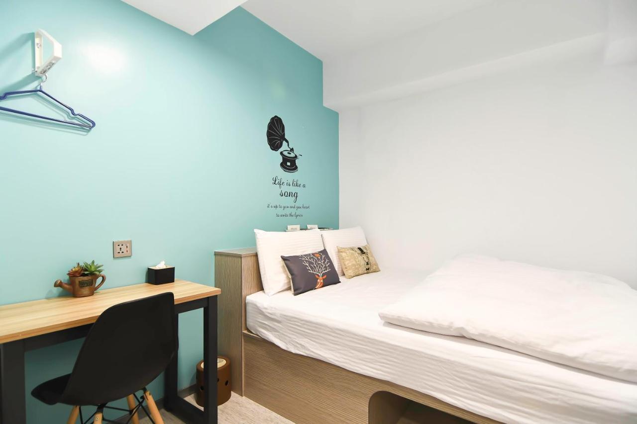 Flyinn Hostel Kaohsiung Dış mekan fotoğraf