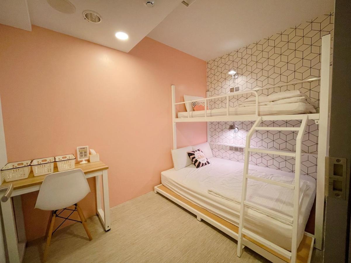 Flyinn Hostel Kaohsiung Dış mekan fotoğraf