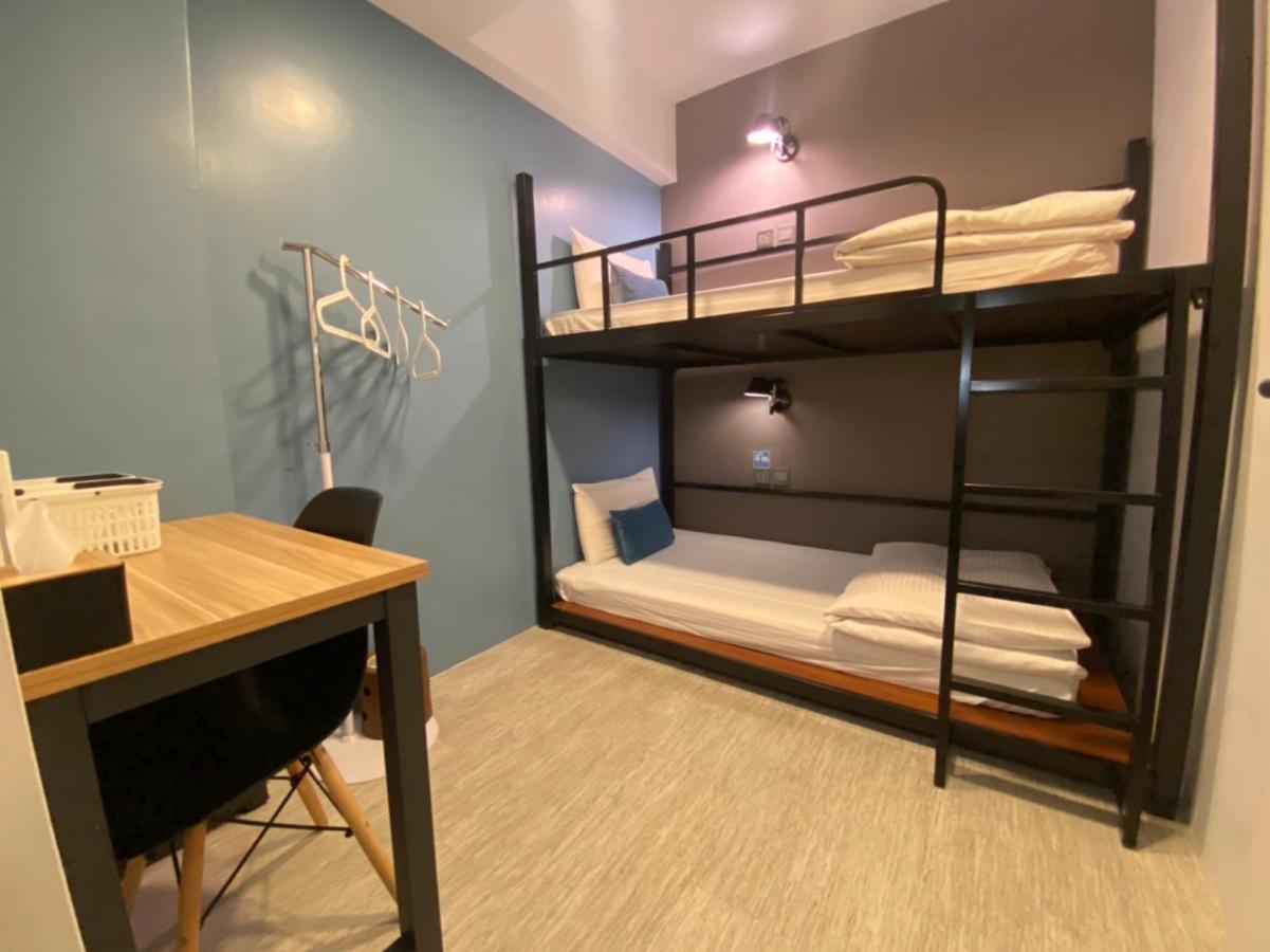 Flyinn Hostel Kaohsiung Dış mekan fotoğraf