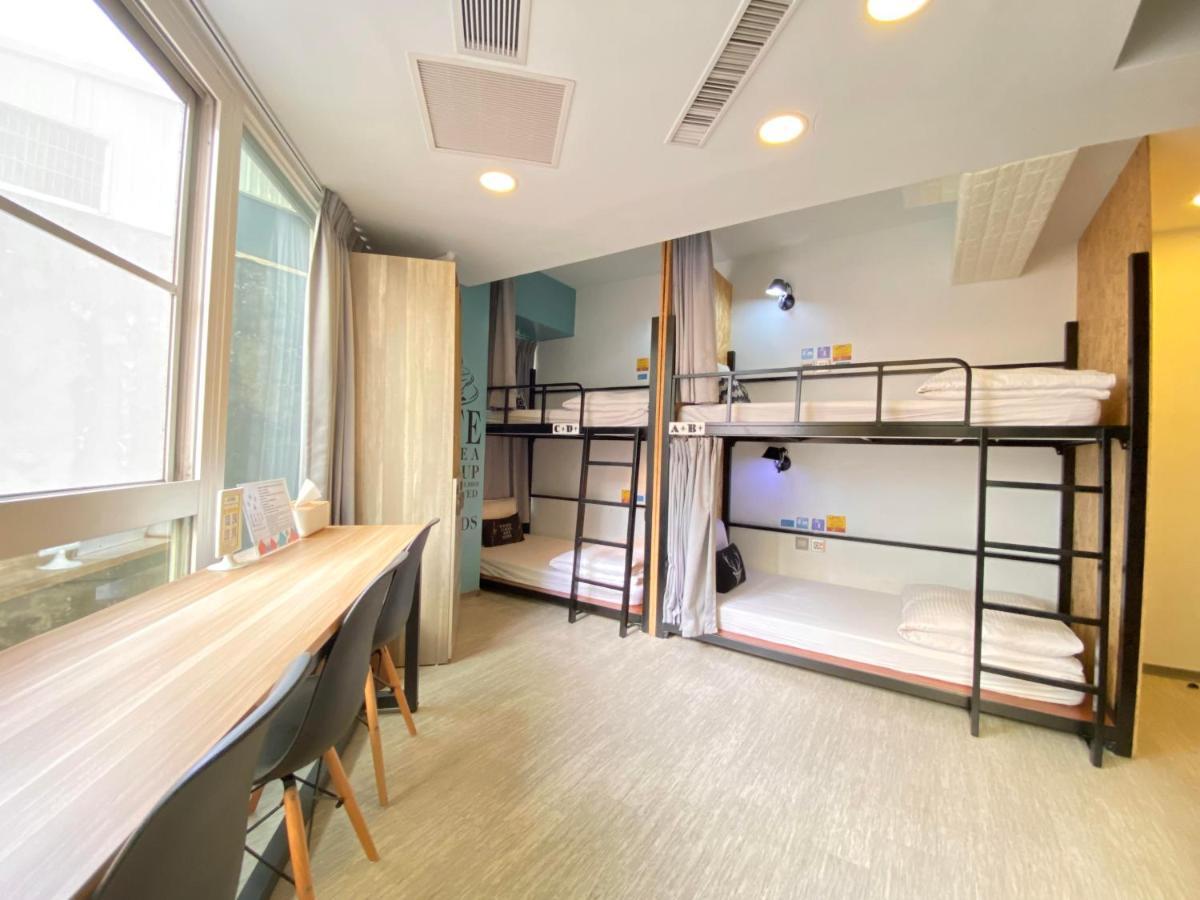 Flyinn Hostel Kaohsiung Dış mekan fotoğraf